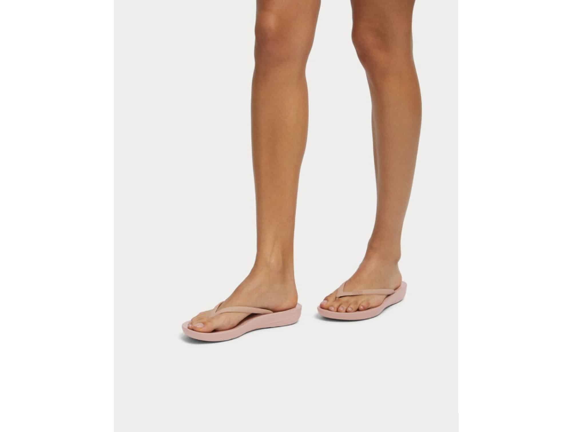Tong Iqushion Ergonomic Beige