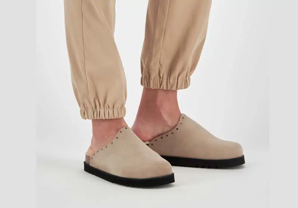 _Sabot Fae Studs Dark Beige (5)